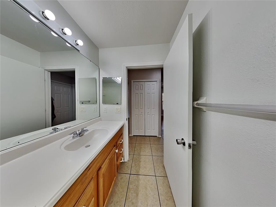 最近租的: $1,999 (3 贝兹, 2 浴室, 1192 平方英尺)