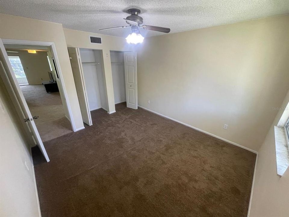 For Sale: $112,000 (2 beds, 1 baths, 1054 Square Feet)