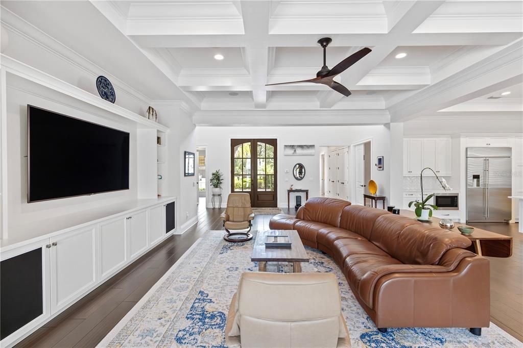 Recently Sold: $2,850,000 (5 beds, 5 baths, 4464 Square Feet)