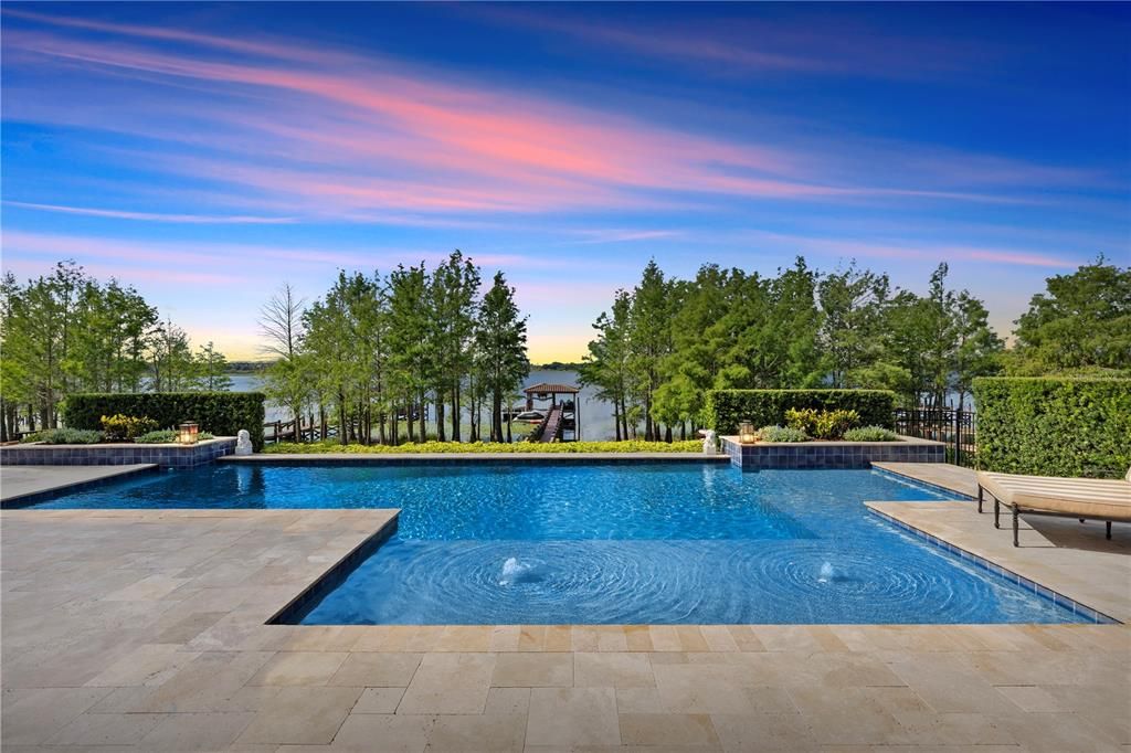 Recently Sold: $2,850,000 (5 beds, 5 baths, 4464 Square Feet)