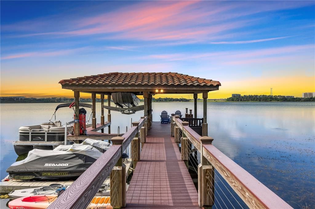 Recently Sold: $2,850,000 (5 beds, 5 baths, 4464 Square Feet)