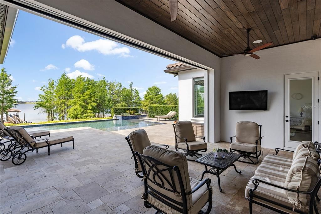 Recently Sold: $2,850,000 (5 beds, 5 baths, 4464 Square Feet)