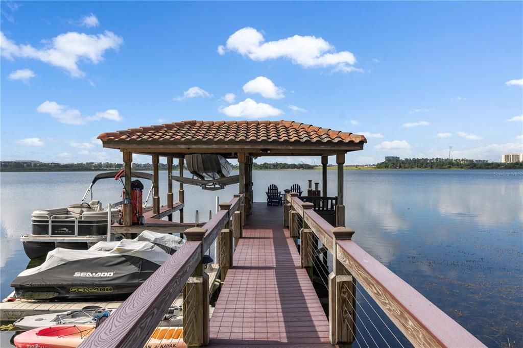 Recently Sold: $2,850,000 (5 beds, 5 baths, 4464 Square Feet)