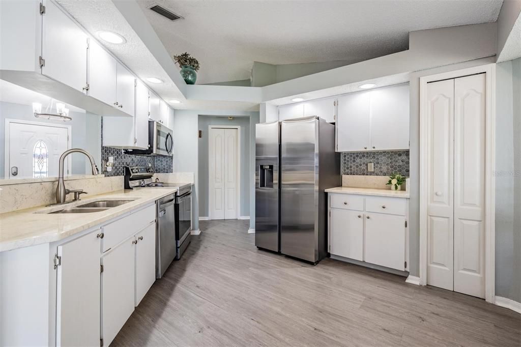 Kitchen provides more than ample counter and cabinet space