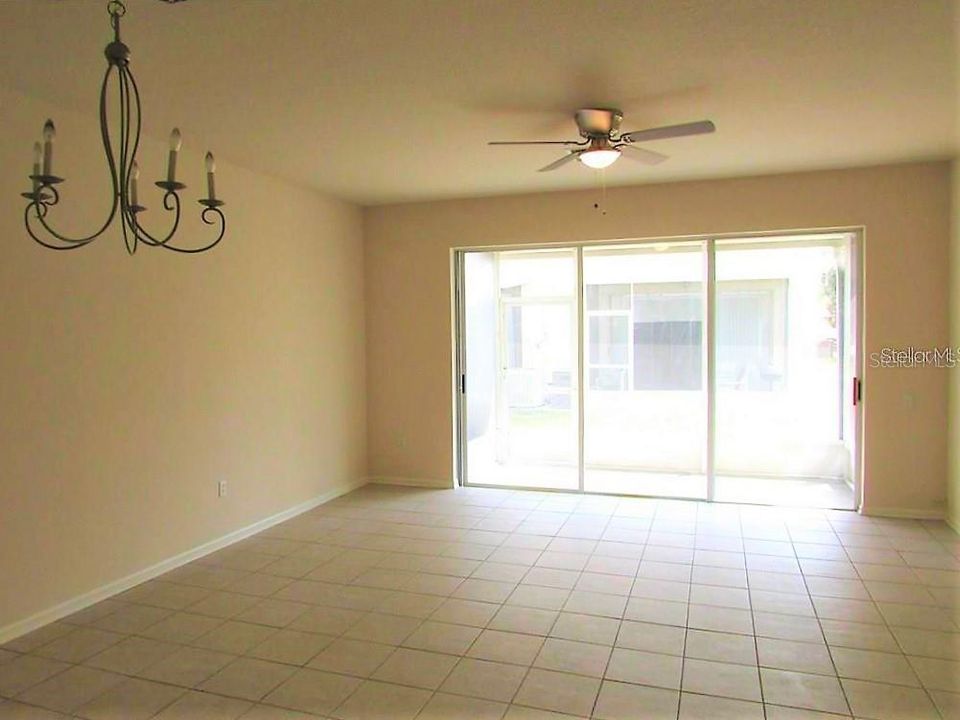 For Rent: $1,999 (3 beds, 2 baths, 1588 Square Feet)