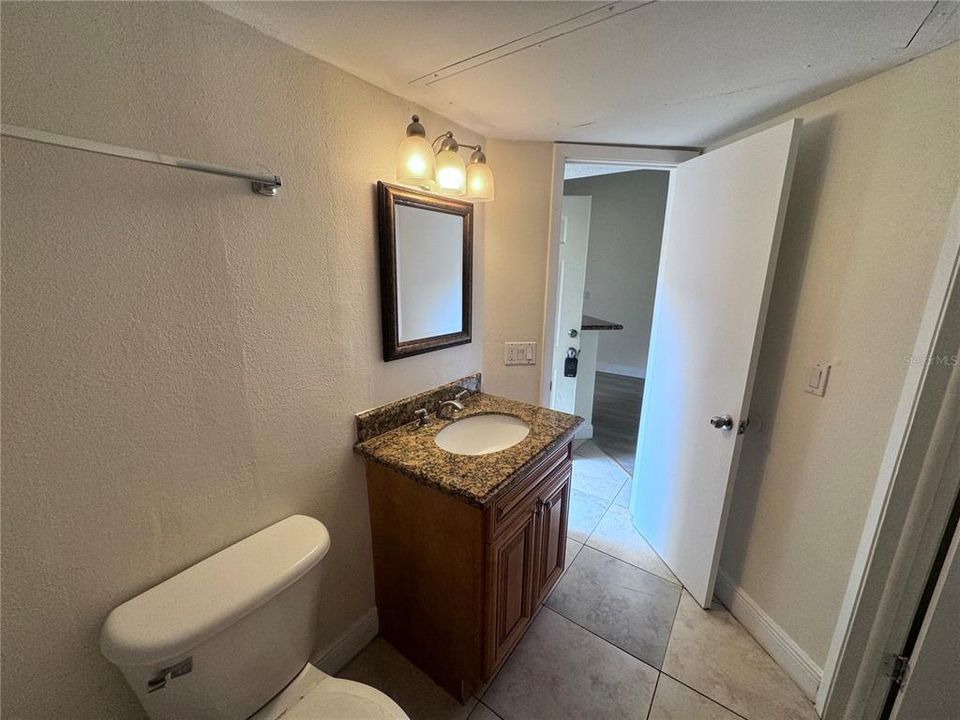 For Rent: $1,200 (1 beds, 1 baths, 526 Square Feet)