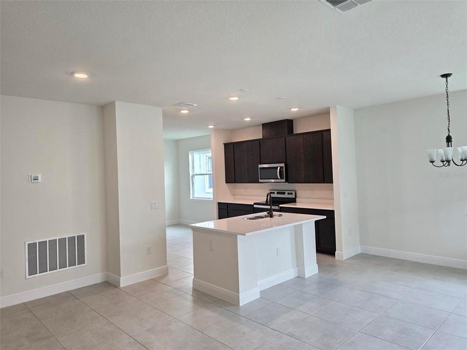 For Sale: $363,048 (3 beds, 2 baths, 1937 Square Feet)