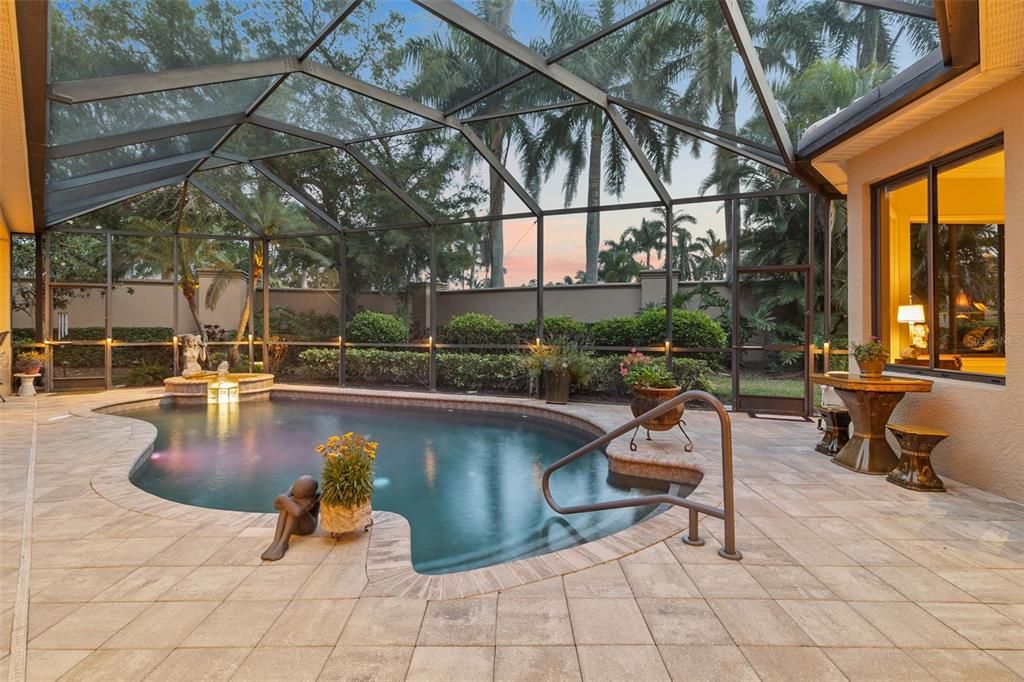 Recently Sold: $1,200,000 (3 beds, 2 baths, 3080 Square Feet)