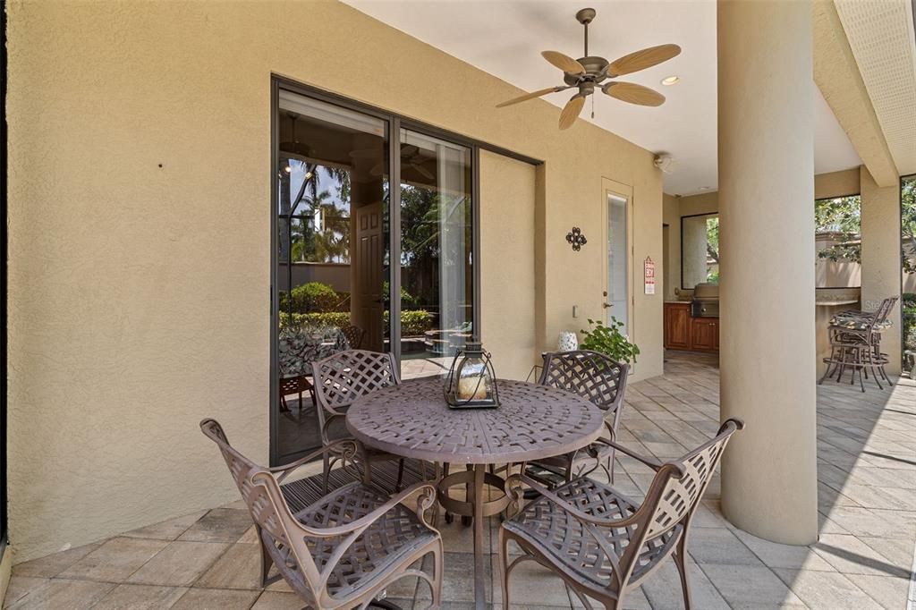 Recently Sold: $1,200,000 (3 beds, 2 baths, 3080 Square Feet)