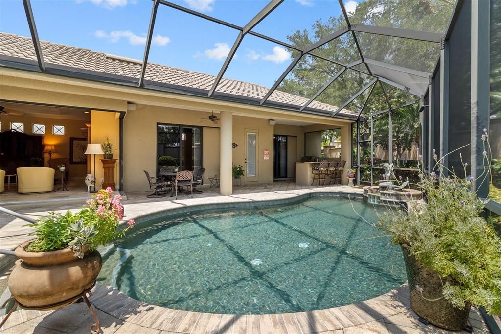 Recently Sold: $1,200,000 (3 beds, 2 baths, 3080 Square Feet)