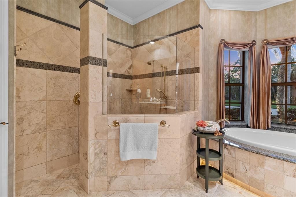 Recently Sold: $1,200,000 (3 beds, 2 baths, 3080 Square Feet)