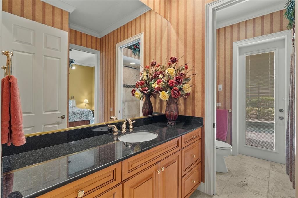 Recently Sold: $1,200,000 (3 beds, 2 baths, 3080 Square Feet)