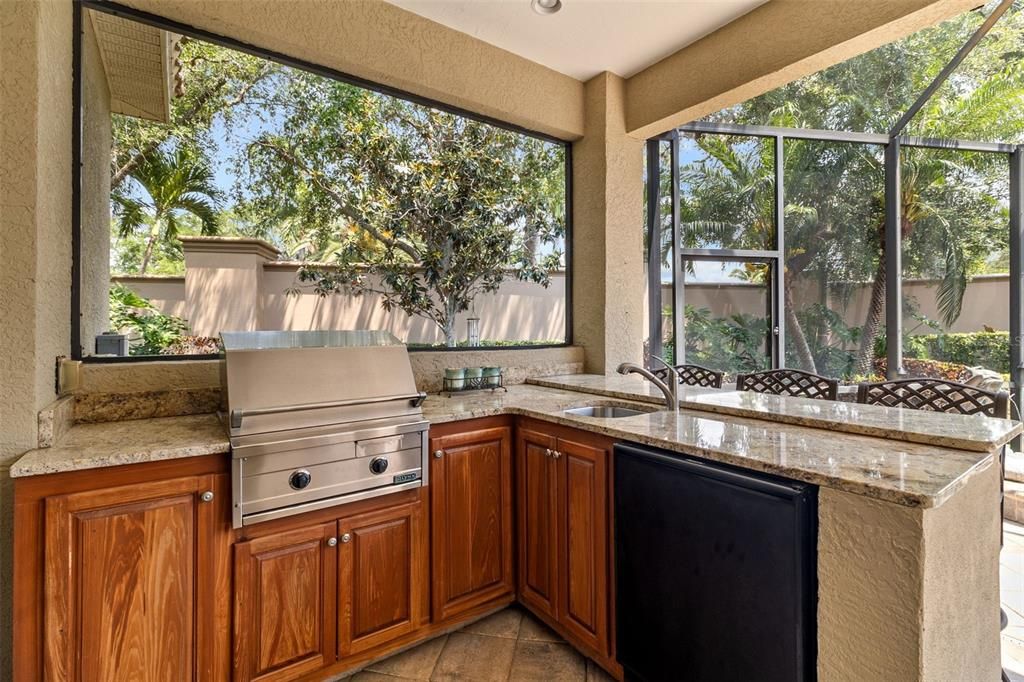 Recently Sold: $1,200,000 (3 beds, 2 baths, 3080 Square Feet)