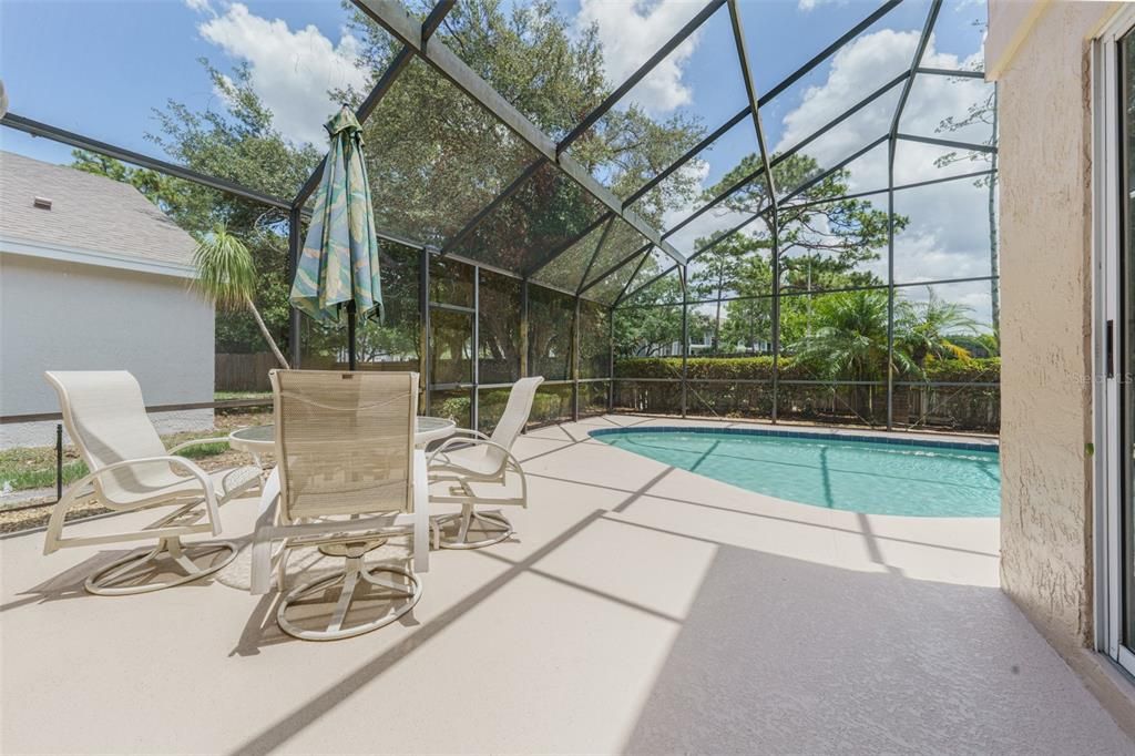 Recently Sold: $425,000 (3 beds, 2 baths, 1569 Square Feet)