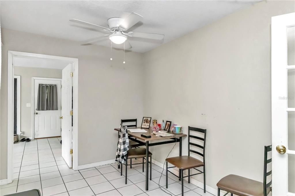 For Sale: $225,000 (3 beds, 2 baths, 1558 Square Feet)