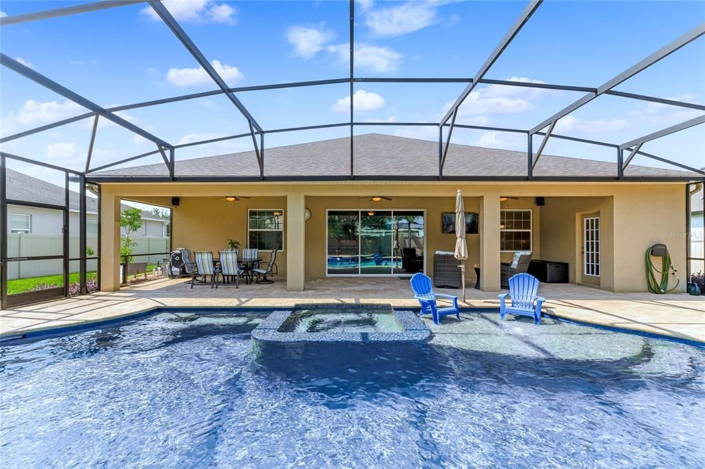 Active With Contract: $900,000 (4 beds, 4 baths, 3013 Square Feet)