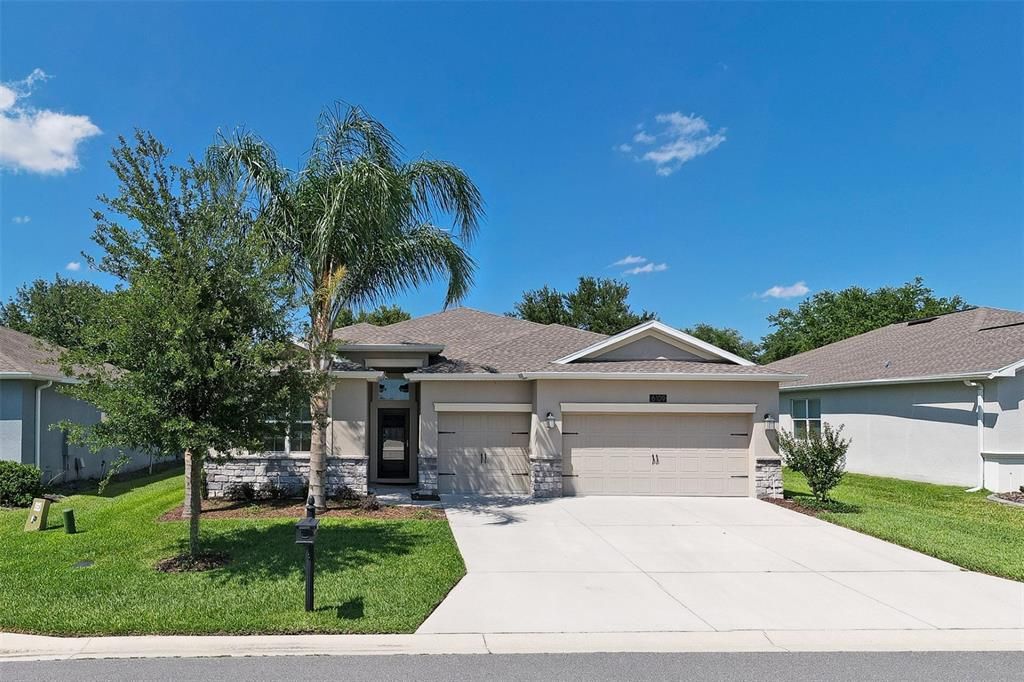 Recently Sold: $379,000 (4 beds, 3 baths, 2280 Square Feet)