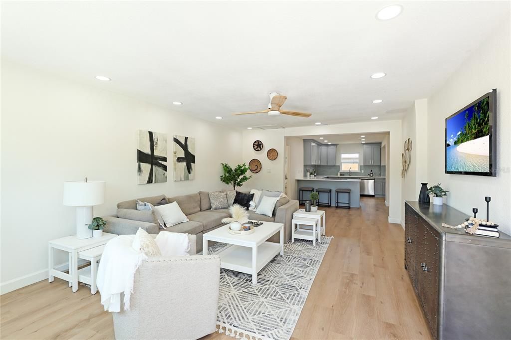 For Sale: $545,000 (3 beds, 2 baths, 1764 Square Feet)