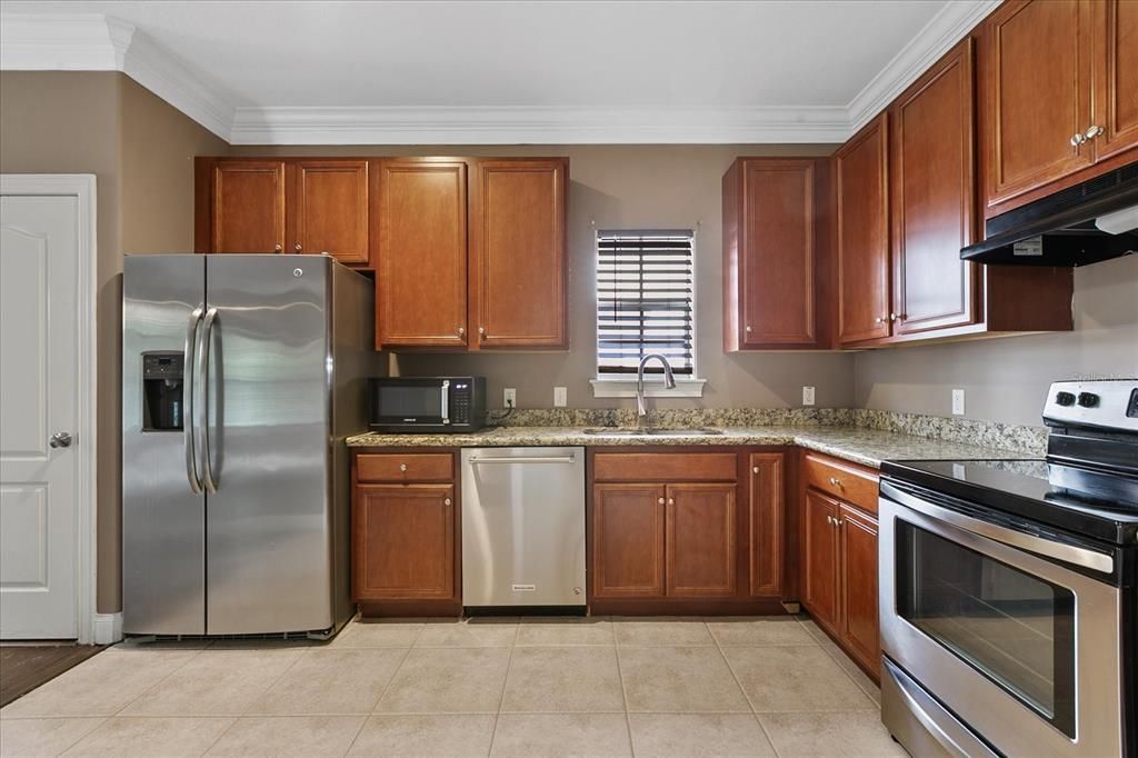 For Rent: $3,300 (2 beds, 2 baths, 1535 Square Feet)