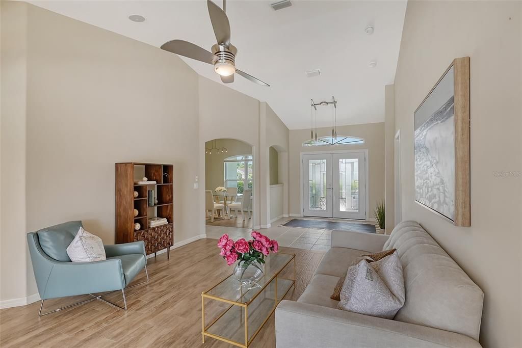 Recently Sold: $695,000 (3 beds, 2 baths, 2071 Square Feet)