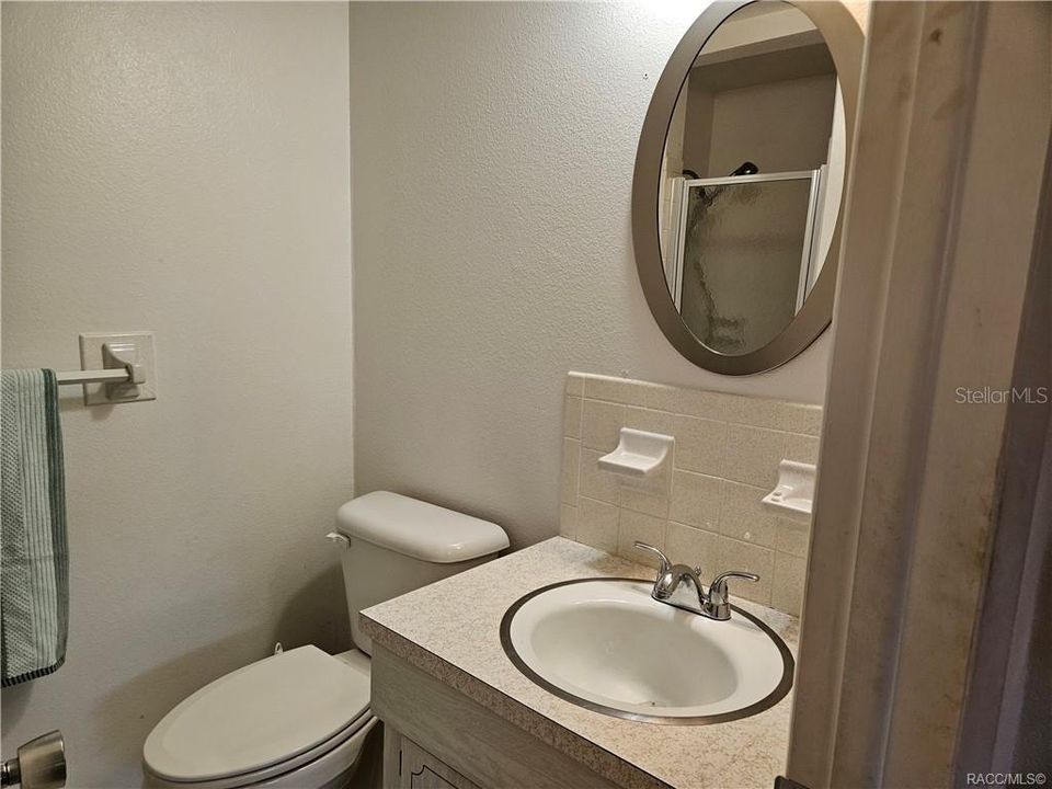 For Sale: $165,000 (2 beds, 2 baths, 1146 Square Feet)