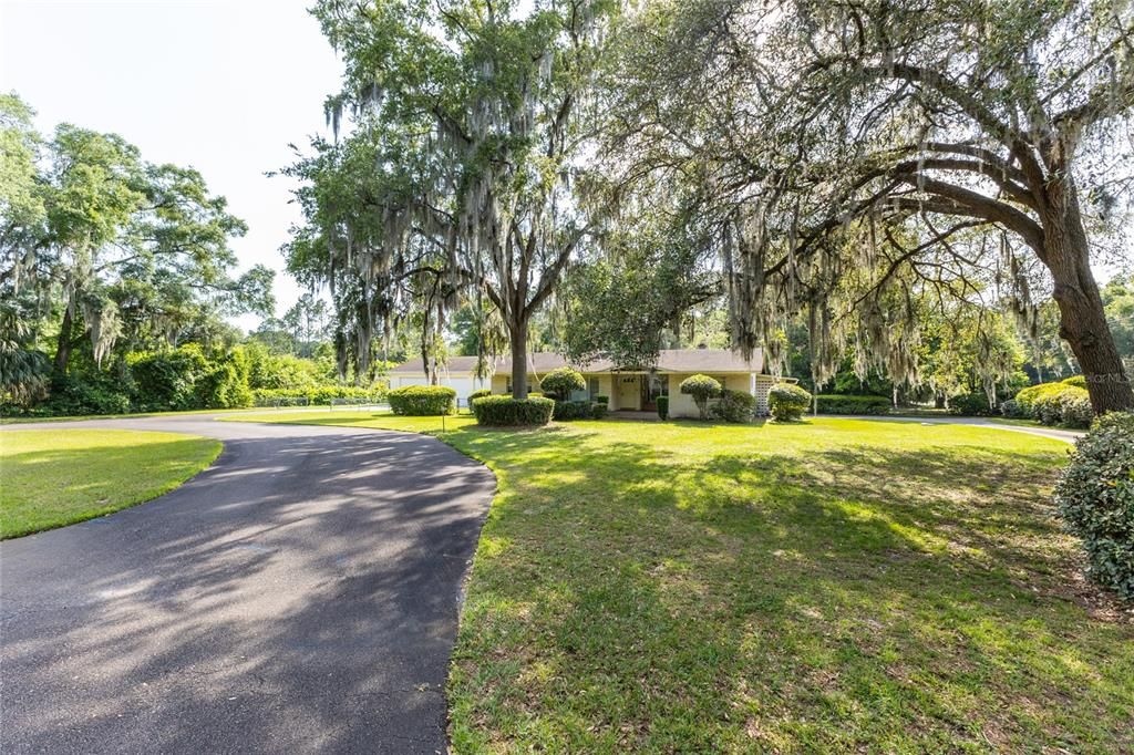 Active With Contract: $460,000 (3 beds, 2 baths, 1667 Square Feet)