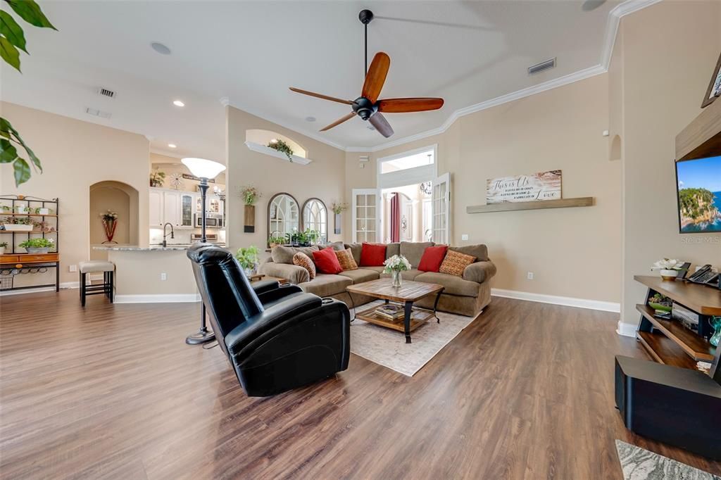 Active With Contract: $680,500 (4 beds, 4 baths, 3140 Square Feet)