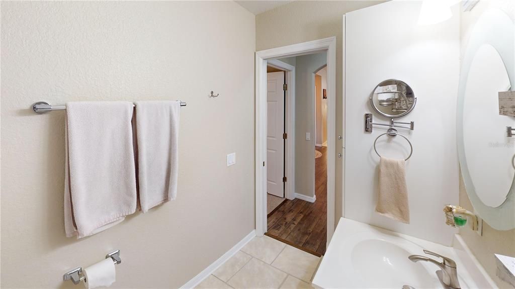 Guest Bathroom with single vanity, Tub-Shower combo