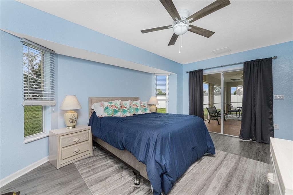 Main bedroom has sliding glass doors to the lanai!