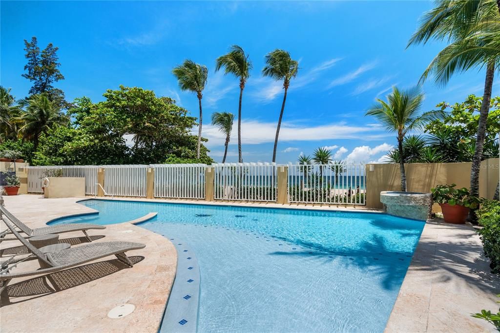 Recently Sold: $2,295,000 (3 beds, 2 baths, 3474 Square Feet)