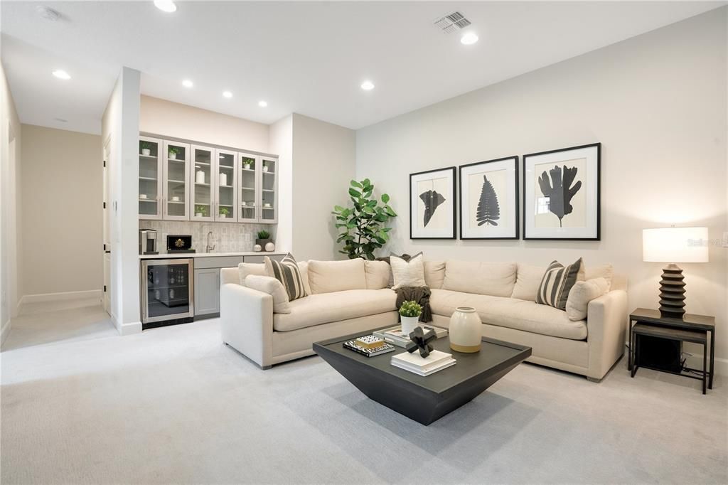 Active With Contract: $1,350,000 (3 beds, 3 baths, 3246 Square Feet)