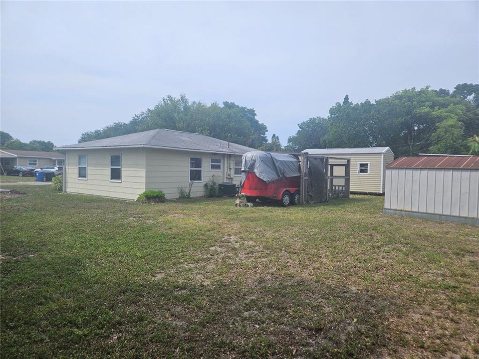 Recently Sold: $269,000 (3 beds, 1 baths, 864 Square Feet)
