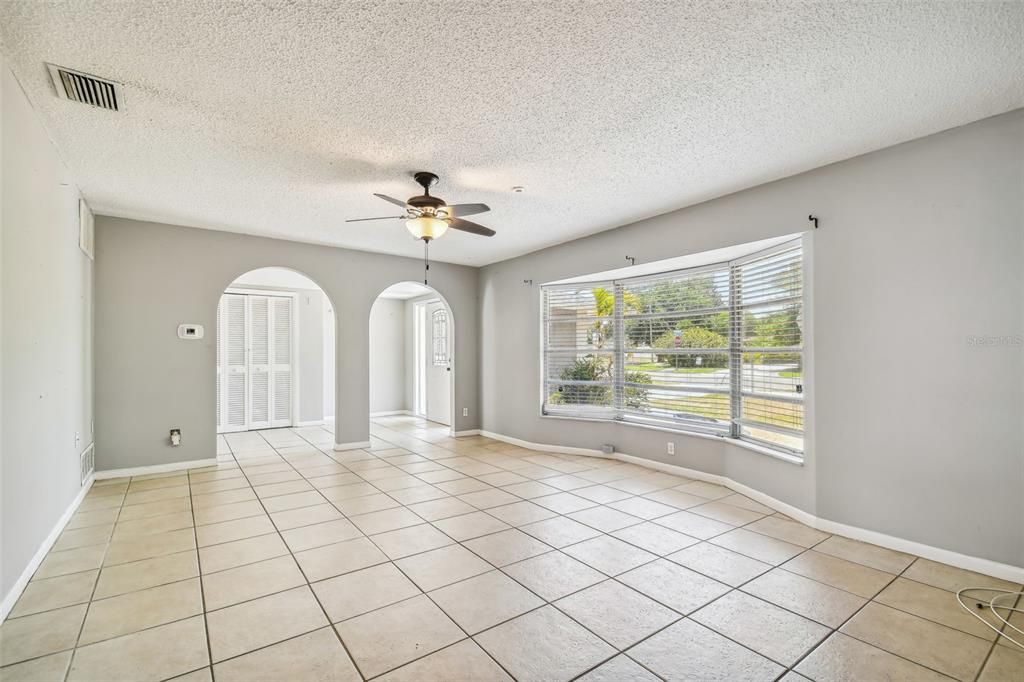 Living Room w/large picture window