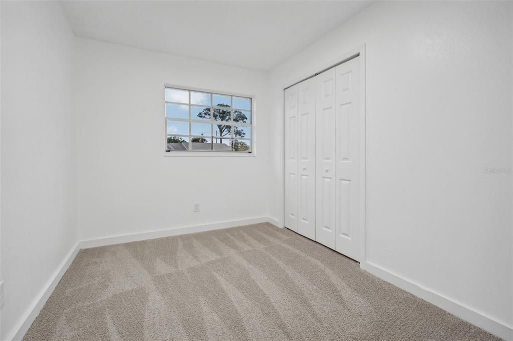 For Sale: $329,900 (3 beds, 2 baths, 1936 Square Feet)