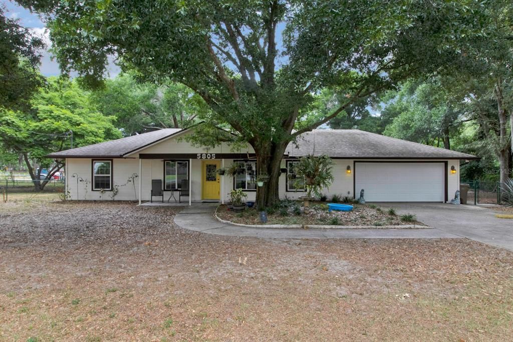 For Sale: $410,000 (3 beds, 2 baths, 1722 Square Feet)