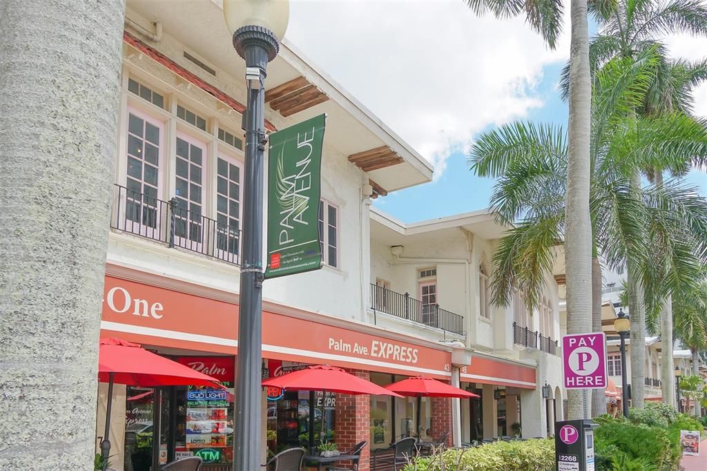 Recently Sold: $2,500,000 (2 beds, 2 baths, 2726 Square Feet)