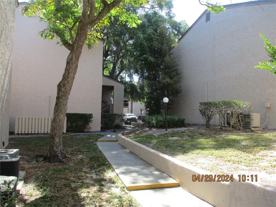 For Sale: $135,000 (2 beds, 1 baths, 1074 Square Feet)