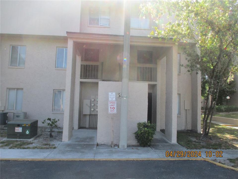 For Sale: $135,000 (2 beds, 1 baths, 1074 Square Feet)