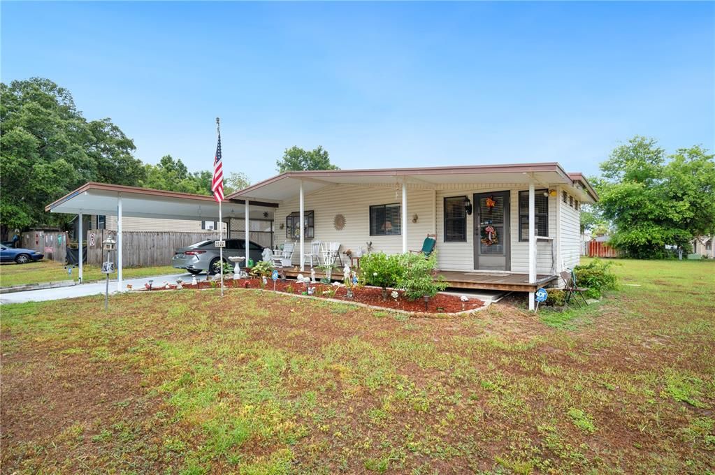 Active With Contract: $169,900 (2 beds, 2 baths, 960 Square Feet)