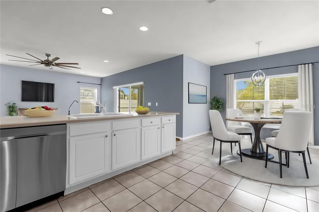 Active With Contract: $445,000 (4 beds, 3 baths, 2847 Square Feet)