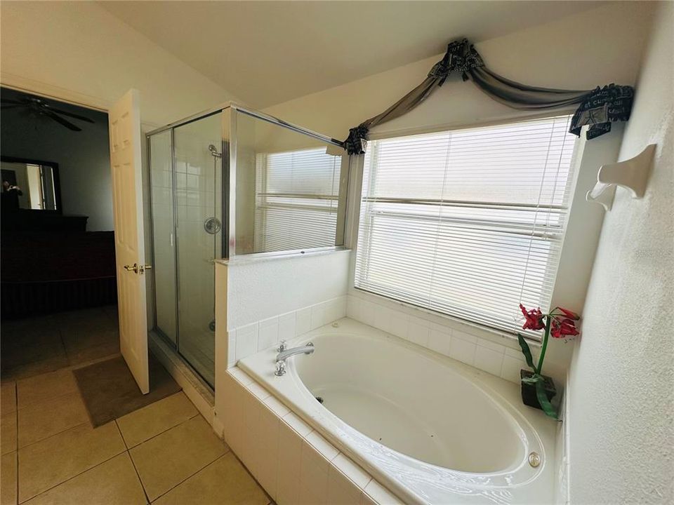 Недавно арендовано: $2,999 (5 спален, 4 ванн, 2136 Квадратных фут)