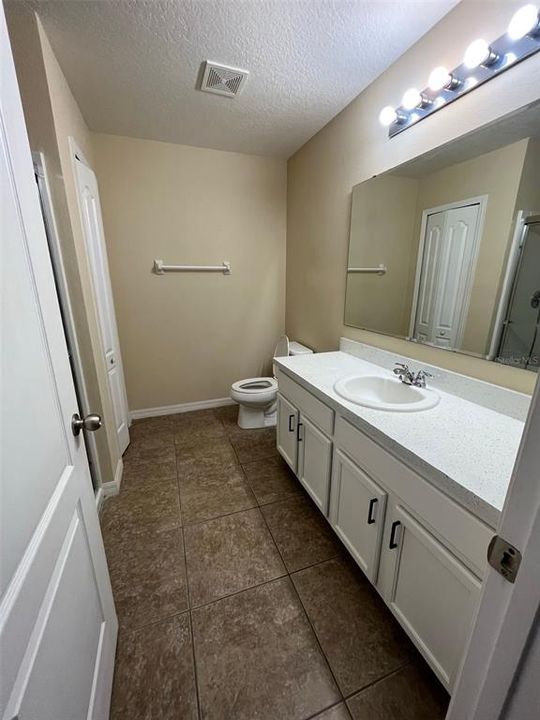 Недавно арендовано: $2,300 (3 спален, 2 ванн, 1736 Квадратных фут)