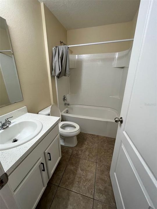 Недавно арендовано: $2,300 (3 спален, 2 ванн, 1736 Квадратных фут)