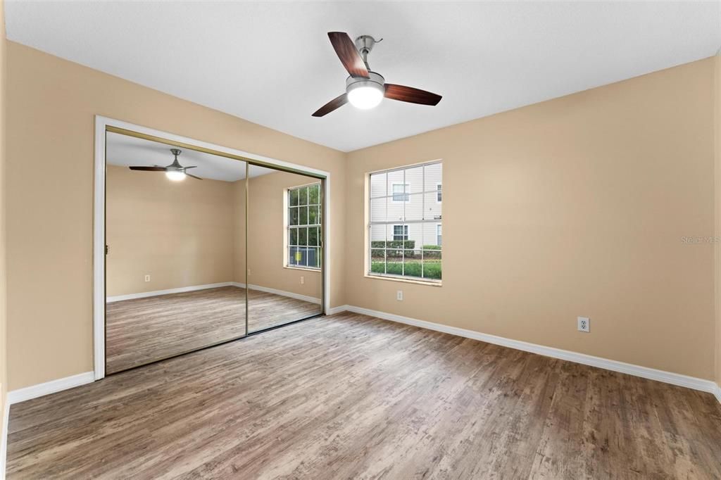 Active With Contract: $225,000 (3 beds, 2 baths, 1166 Square Feet)