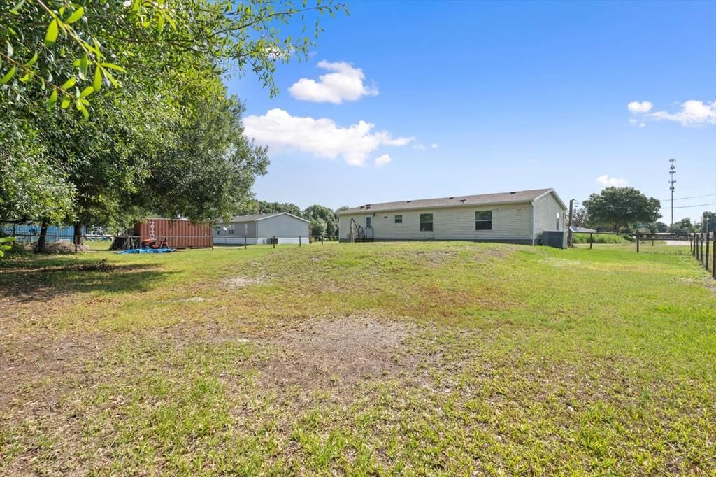 Active With Contract: $180,000 (3 beds, 2 baths, 1512 Square Feet)