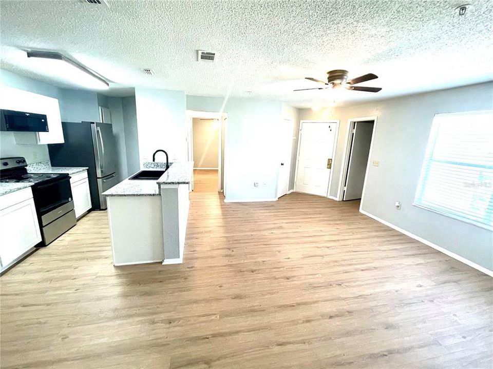 Recently Rented: $1,600 (2 beds, 2 baths, 1019 Square Feet)
