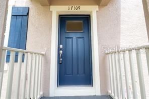 Active With Contract: $2,600 (3 beds, 2 baths, 1568 Square Feet)