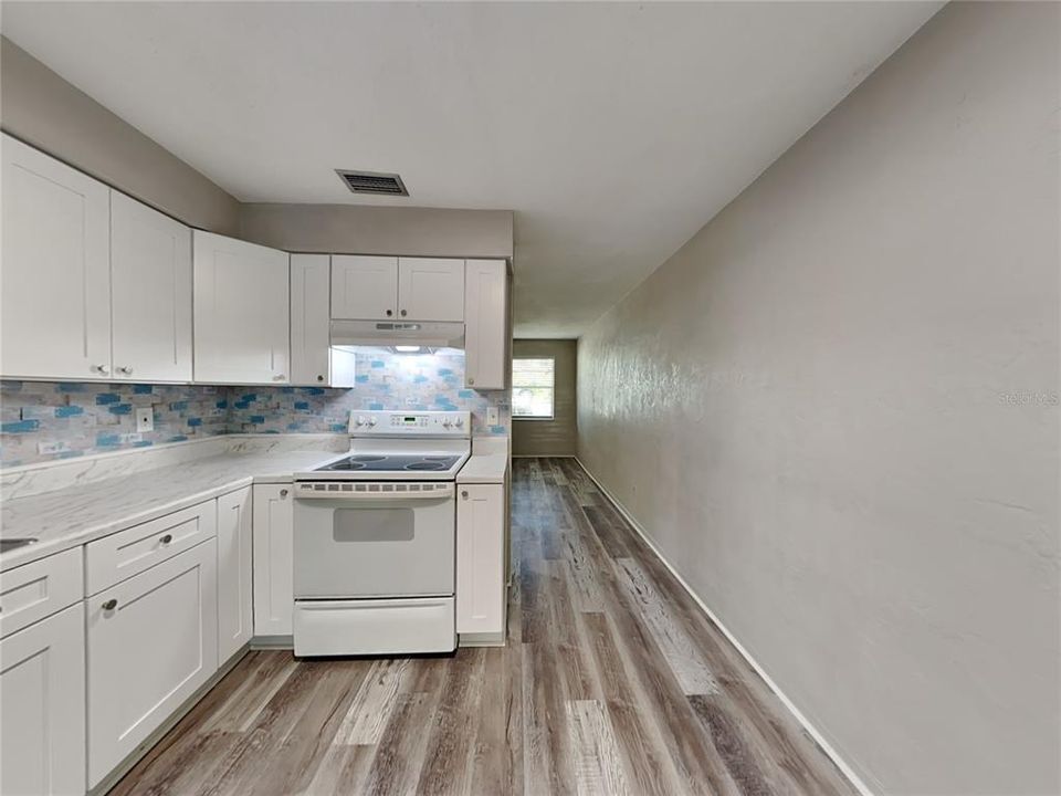 For Rent: $1,499 (2 beds, 1 baths, 950 Square Feet)