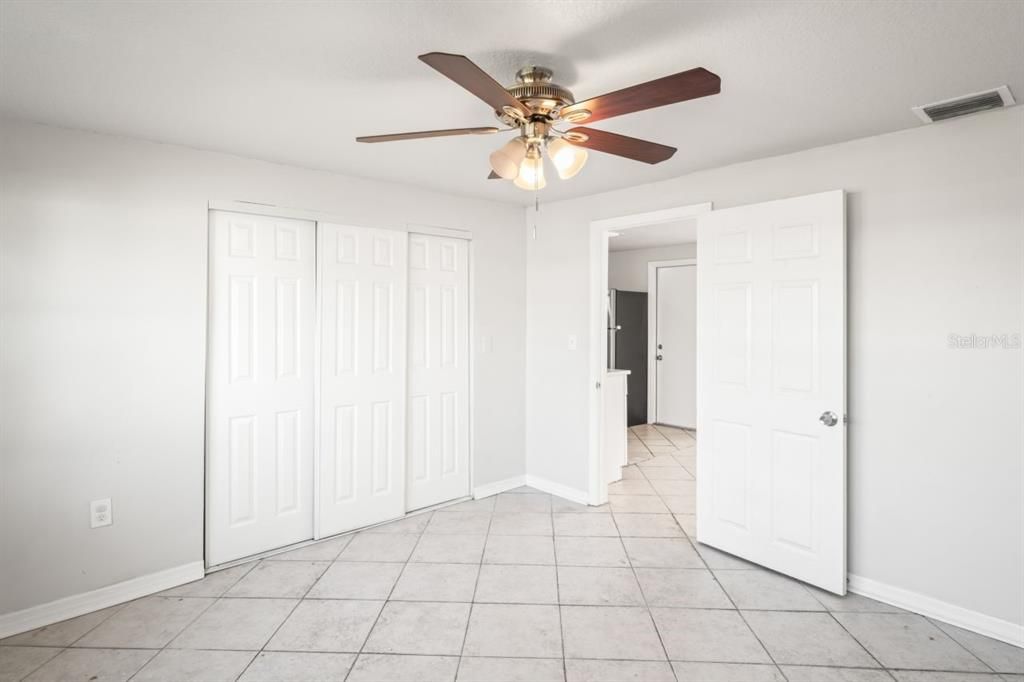 Active With Contract: $259,900 (3 beds, 1 baths, 1202 Square Feet)