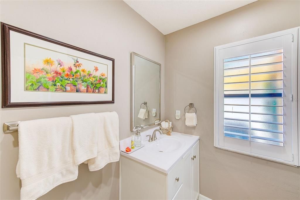 Active With Contract: $640,000 (4 beds, 2 baths, 1744 Square Feet)